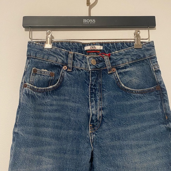 Zara Mid Rise Straight Leg Jean - Picture 3 of 6